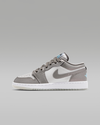 Air Jordan 1 Low SE Older Kids' Shoes. Nike ID
